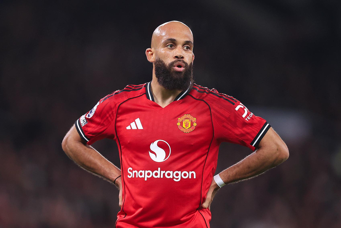 姆贝莫回归曼联 塞梅尼奥转会曼城 曼城德比上演