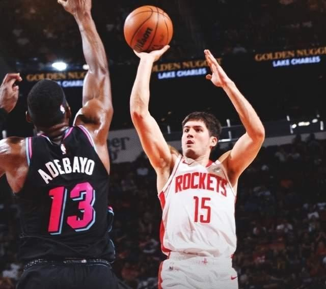 谢泼德爆发逆转战局 乌度卡战术争议引球迷不满