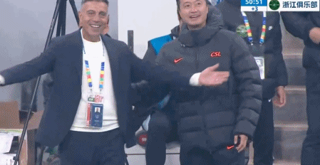 中超第5轮争议判罚引热议，邱兆俊提前鸣哨致刘