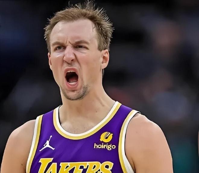 火箭四大首发暴走难救主 湖人107-98力克无杜兰特